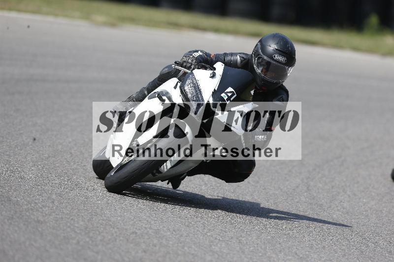 /Archiv-2025/49 26.08.2025 Cornu Master School ADR/gruen-vert/4